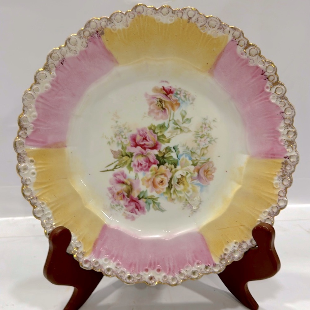 Antique Porcelain plate Pink Yellow and Gold with Roses Flowers. Good. A2439.